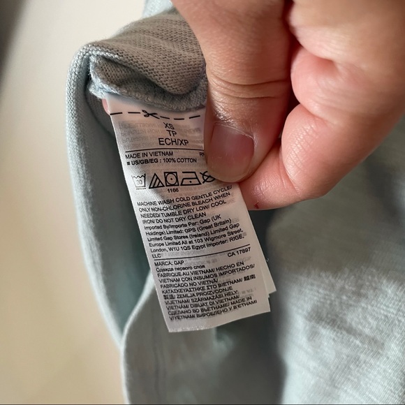 NWT GAP ruffle shoulder tank top size extra small women’s - Picture 4 of 7